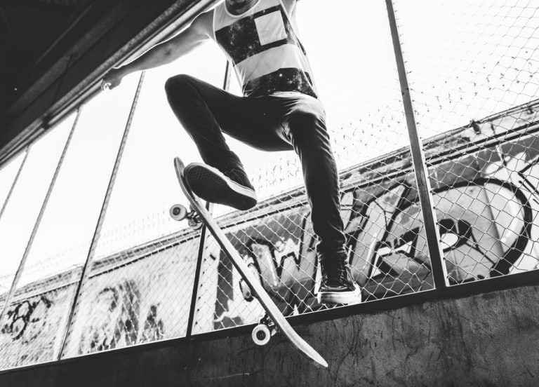 Top 12 Best Skateboard Helmets in 2019 Review – Premium Buyer’s Guide